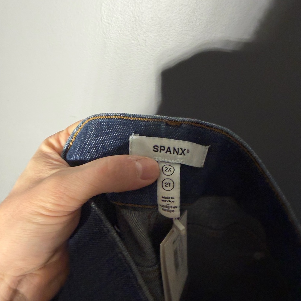 Spanx SPANXshape EveryWear Cropped Wide Leg Jeans Size 2X - Picture 4 of 5